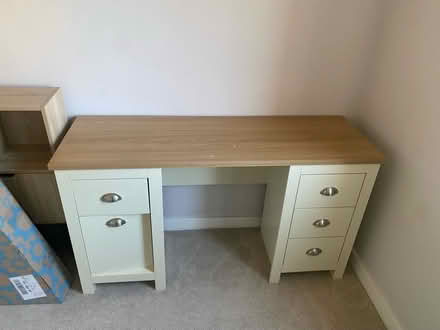 Photo of free Desk (Oldfield park) #1