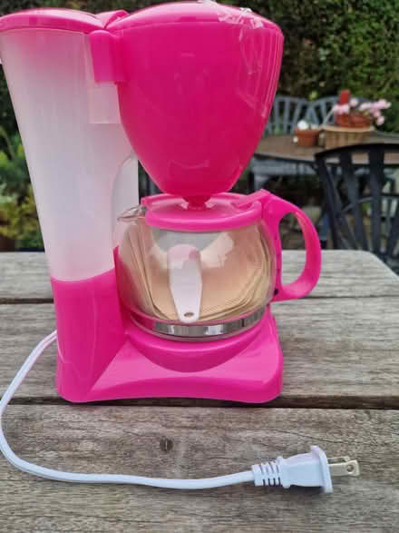 Photo of free Coffee machine 110 V (TW3 Hounslow) #3