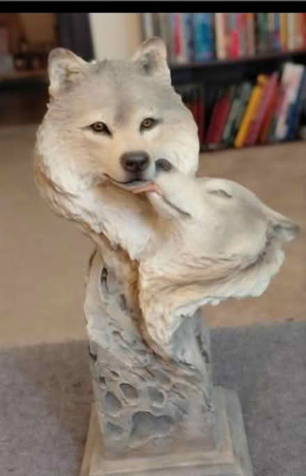 Photo of free Wolf Figurine (Hollymead) #1