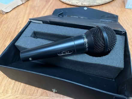 Photo of free Microphone (like an SM58) (Kennington OX1) #1