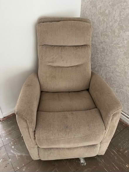 Photo of free Recliner Chair (S12) #2