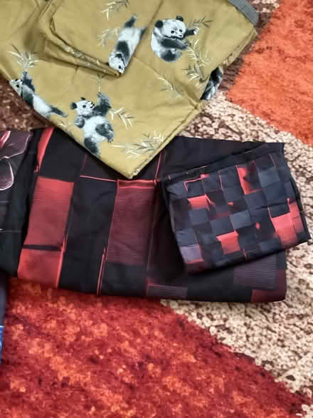 Photo of free 3 x double duvet covers (Bedfont TW14) #4