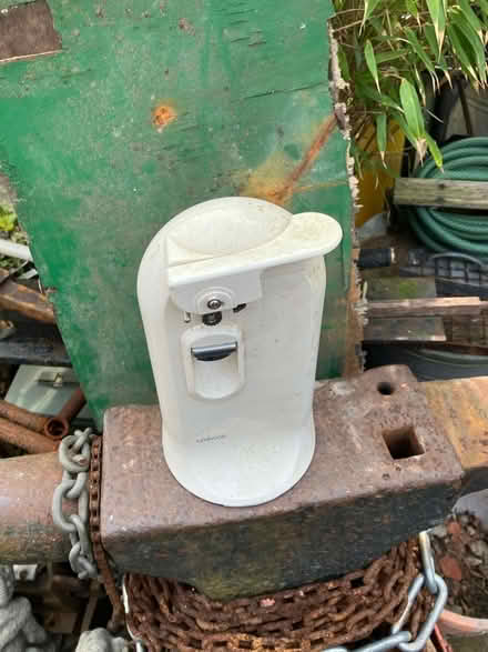 Photo of free Electric can opener (Lofthouse Gate WF3) #4