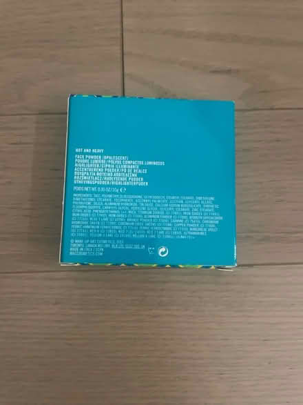 Photo of free MAC highlighter (Kennedy/16th in Markham) #3