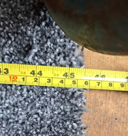 Photo of free Carpet offcut, grey, rectangular (S41. Chesterfield) #3