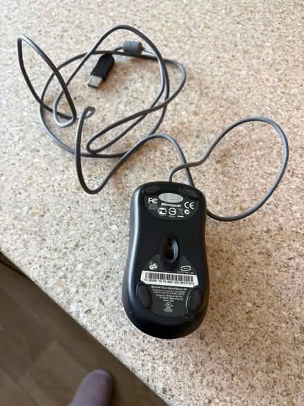 Photo of free PC/Laptop wired mouse (Erith DA17) #2
