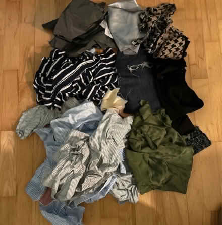 Photo of free Scraps fabrics mixed (Plaistow E139LX) #3