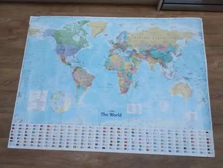 Photo of free Big World Map poster (Woodseats S8) #1