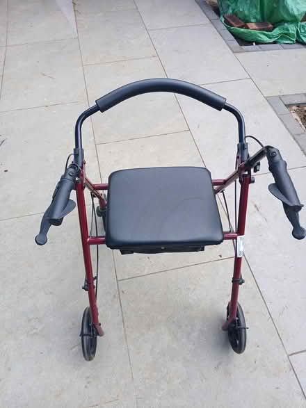 Photo of free OAP Walker Aid (Eastcote HA4) #4