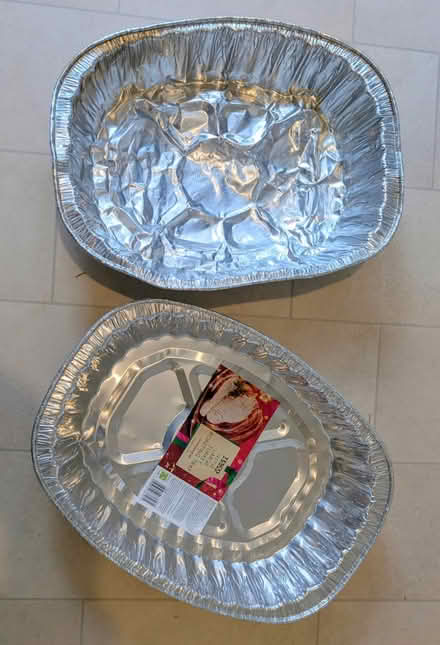 Photo of free Two large roasting tins (Hatfield AL9) #1