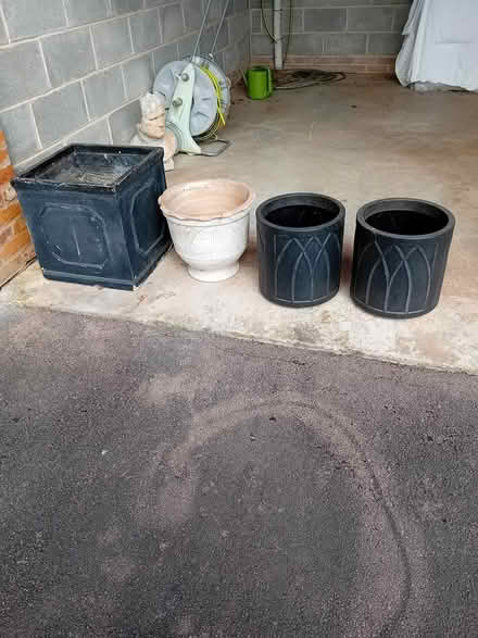 Photo of free 4 large plant containers (Callow Hereford HR2) #1