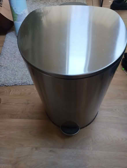 Photo of free Kitchen bin (Woodseats S8) #1