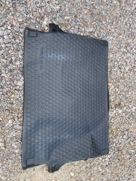 Photo of free C4 Grand Picasso boot protector (Woking GU22) #2