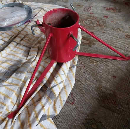 Photo of free Metal Christmas tree stand (Divinity Road OX4) #1