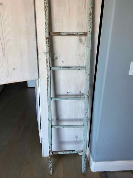 Photo of free Wood ladder (5 canyons Castro Valley) #1