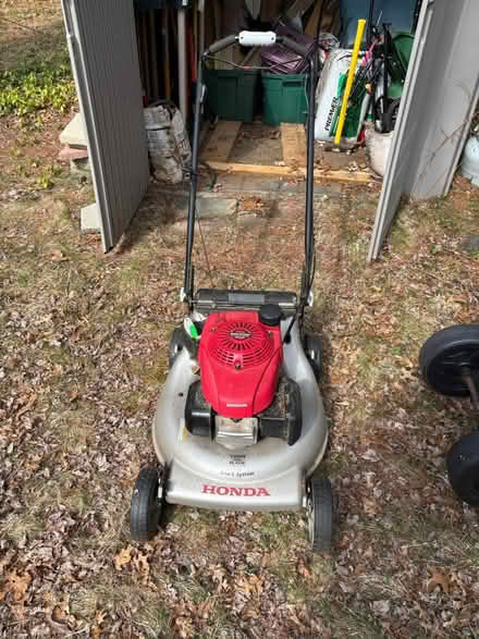 Photo of free Honda power assisted lawn mower (Simsbury) #1