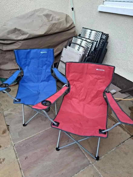 Photo of free Blue and red camping chairs (Hoddesdon EN11) #1