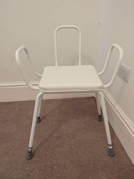 Photo of free Perching stool (Carlisle CA1) #1