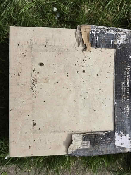 Photo of free New cream tiles (IG1) #2