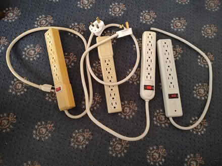 Photo of free American Power Cords & Miscellaneous Extensions (Franche DY11) #1
