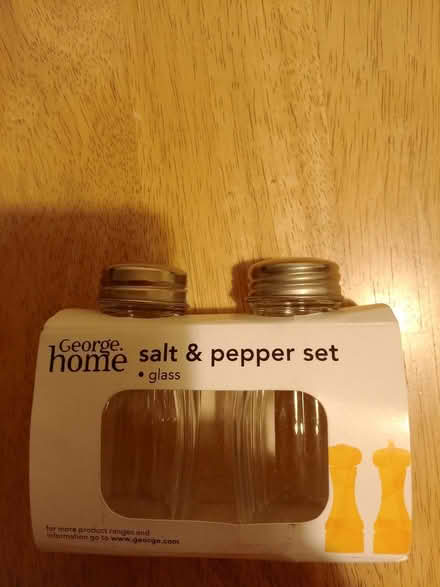 Photo of free Salt and pepper pots (Jackman's estate, Letchworth) #1