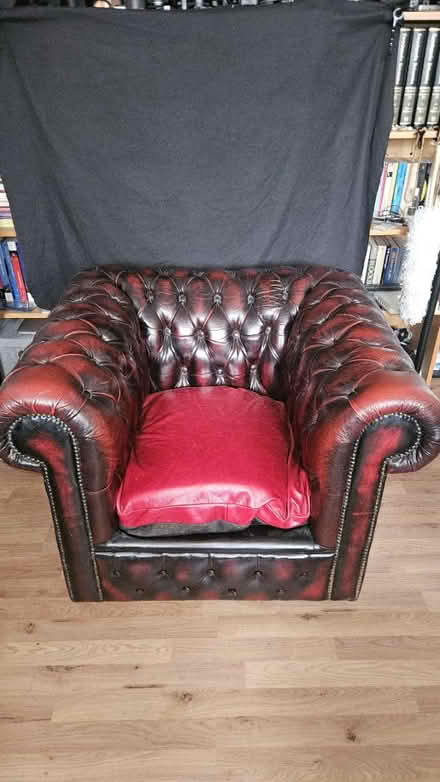 Photo of free Leather arm chair (Bruswick square WC1N) #2