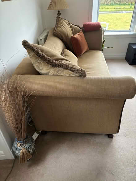Photo of free Sofa's (Cartland, Lanark) #3