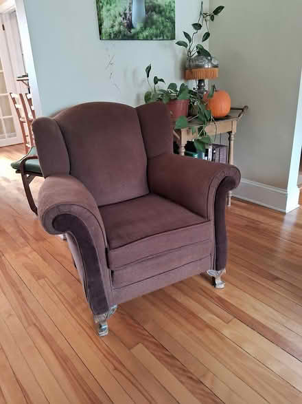 Photo of free Brown armchair (Civic Hospital) #1