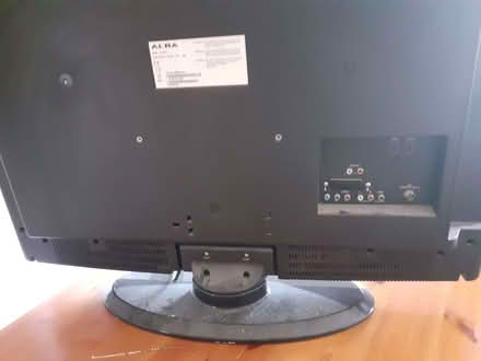 Photo of free 32" tv (Bowbridge GL5) #1