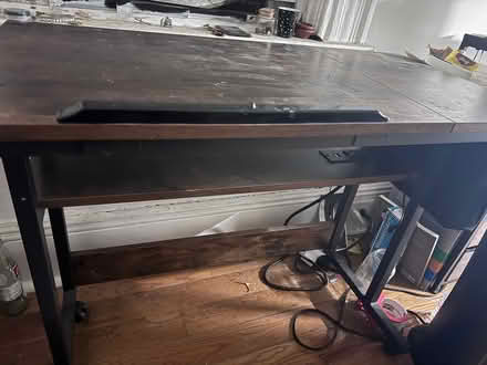 Photo of free Desk & Queen size Futon (Jersey city) #1