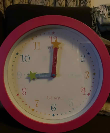 Photo of free Clock- teaches how to tell the time (Oakridge RG21) #1