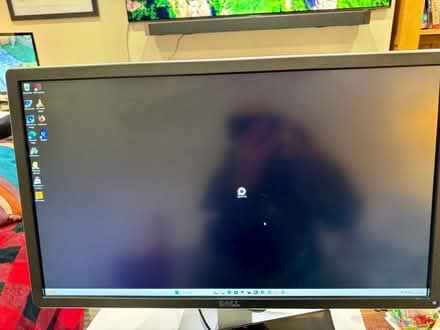 Photo of free Dell P2715Q 27” 4k Monitor (New Town CO1) #2