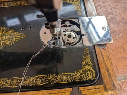 Photo of free Old singer sewing machine (Ridgeway S12) #2