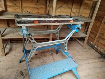Photo of free workbench (CT4) #1