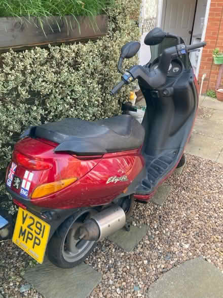 Photo of free Old scooter/moped (SG17) #3