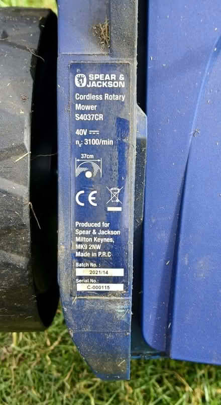 Photo of free Cordless lawn mower - for repair (Bicester OX26) #3