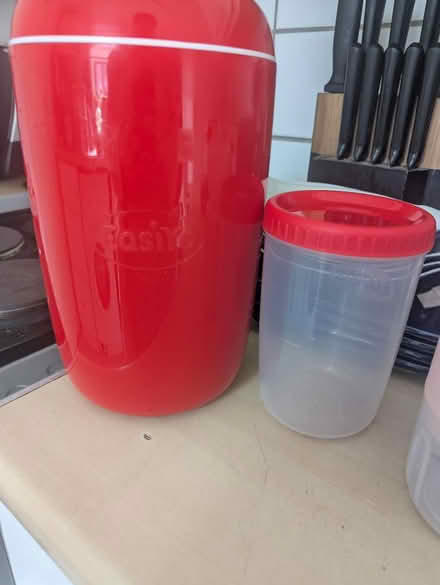 Photo of free Selection kitchen items (South street Cv21 3sg) #4