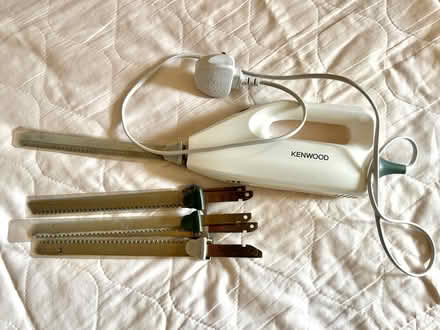 Photo of free Kenwood electric carver and blades (Waterlooville PO7) #1