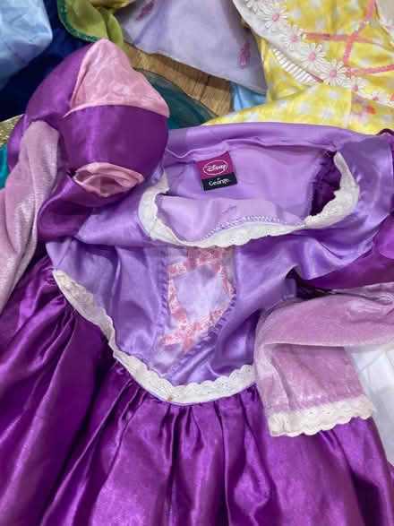 Photo of free Mixed fancy dress age 5-7 (Aigburth L19) #4