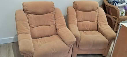 Photo of free Sofas (Harrow HA2) #1