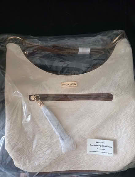 Photo of free Shoulder bag (Shirley B90) #1