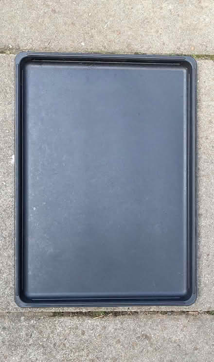 Photo of free Pet Cage/Crate Plastic Tray (PL4 Greenbank.) #1