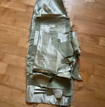 Photo of free Scraps fabrics mixed (Plaistow E139LX) #4