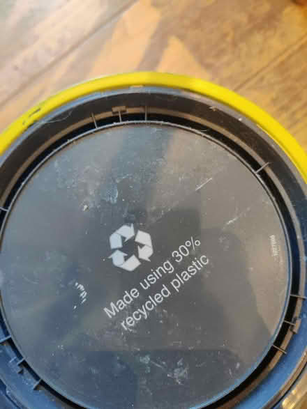 Photo of free Yellow paint (Hollingdean BN1) #1