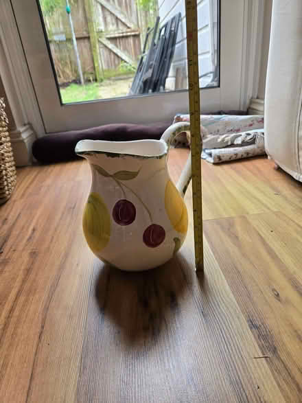 Photo of free water jug (Northcote Road SW11) #1