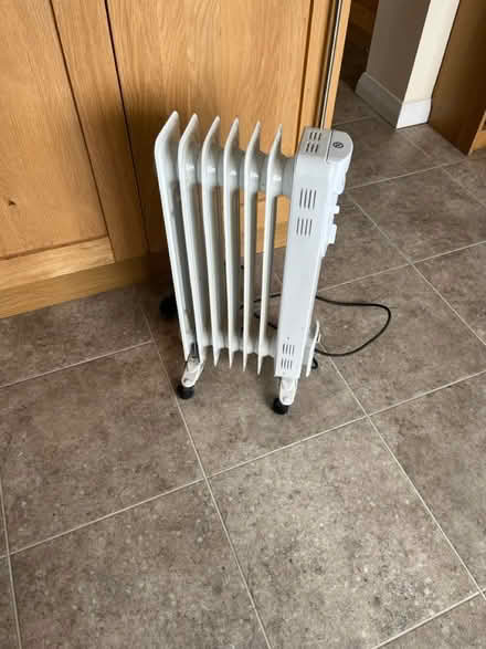 Photo of free Oil filled radiator (Barnham) #1