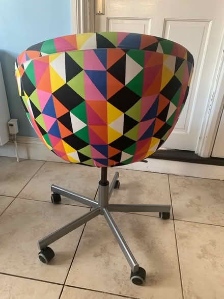 Photo of free Spinning desk chair (Ham Hill ME6) #2