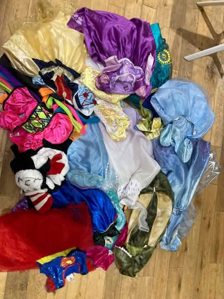 Photo of free Mixed fancy dress age 5-7 (Aigburth L19) #1