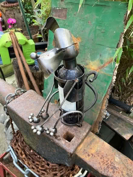 Photo of free Stainless steel dog wine bottle holder (Lofthouse Gate WF3) #2