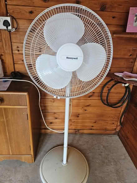 Photo of free Honeywell Fan (Burgess Hill Worlds End RH15) #1